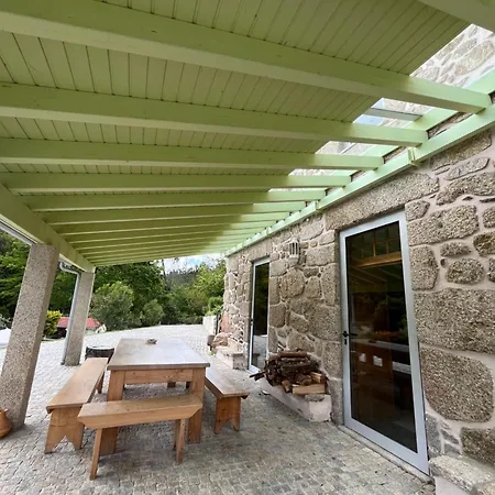 カントリーハウス Casa Da Ribeira Do Cirio